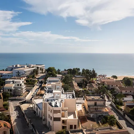 Netum Mare מלון 4*