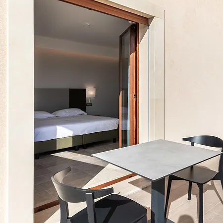 Netum Mare 4*
